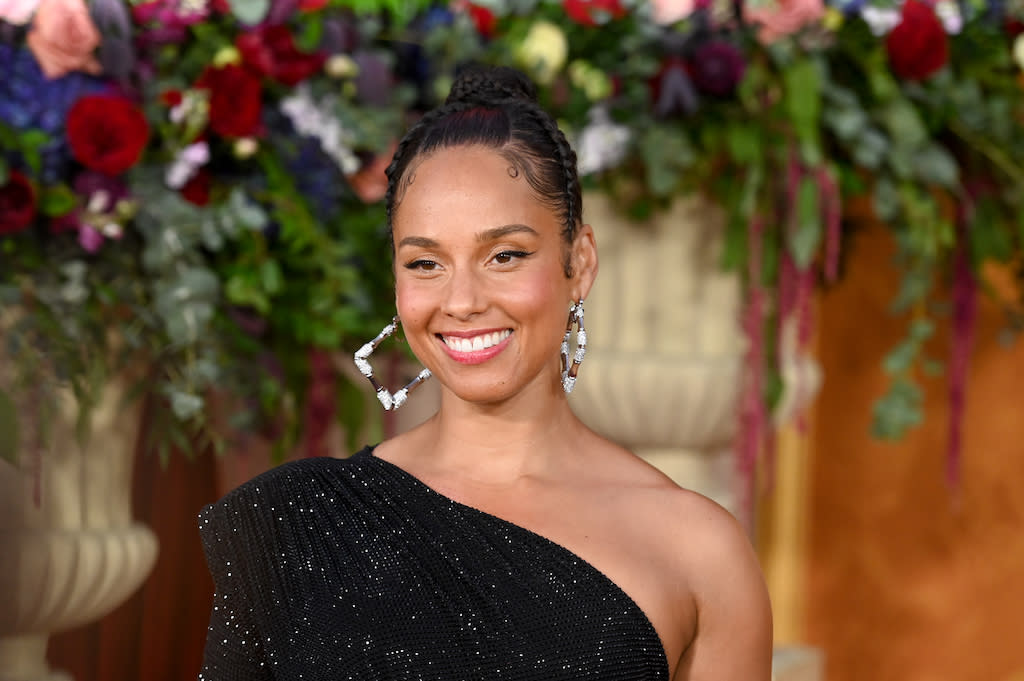 Alicia Keys a longtemps prôné la beauté au naturel et sans maquillage. Aujourd'hui, elle propose ses propres produits à la vente. (Photo : Getty Images)