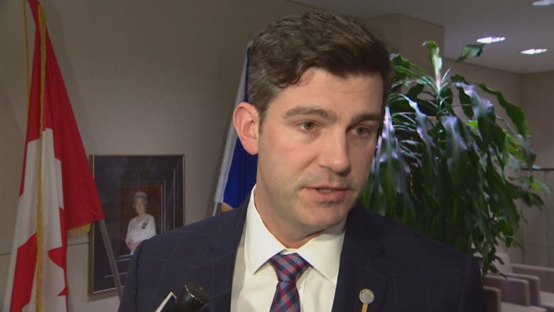 Roofs and roads hinge on provincial dollars, Edmonton mayor says