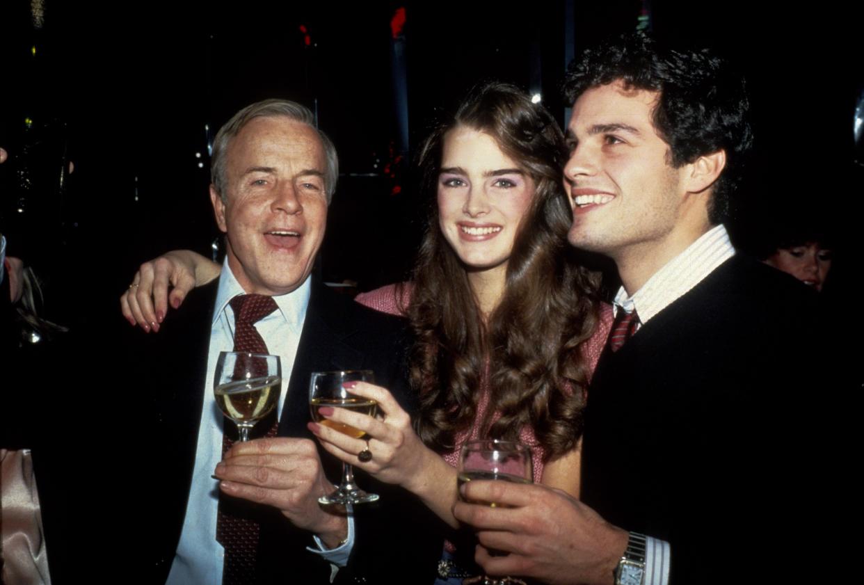 Brooke Shields with "Endless Love" Director Franco Zeffirelli (L) and co-star Martin Hewitt (R) circa 1981 in New York City.