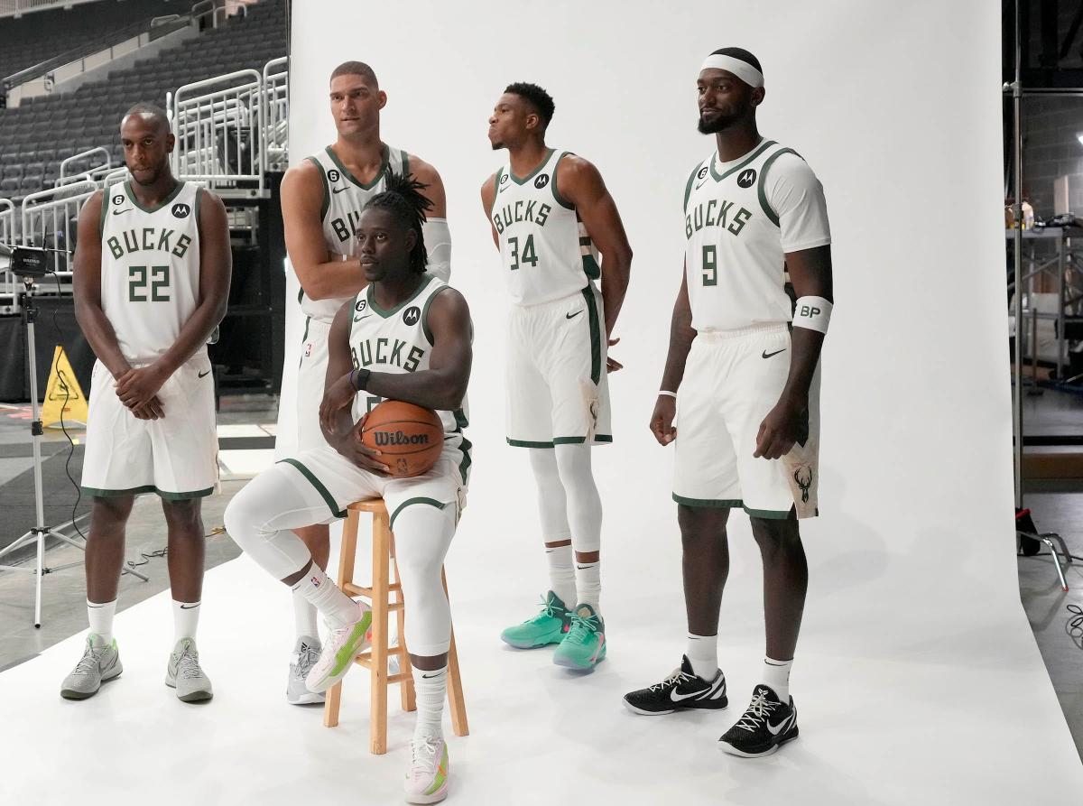 Here are the Milwaukee Bucks' giveaways and theme nights for the 2022