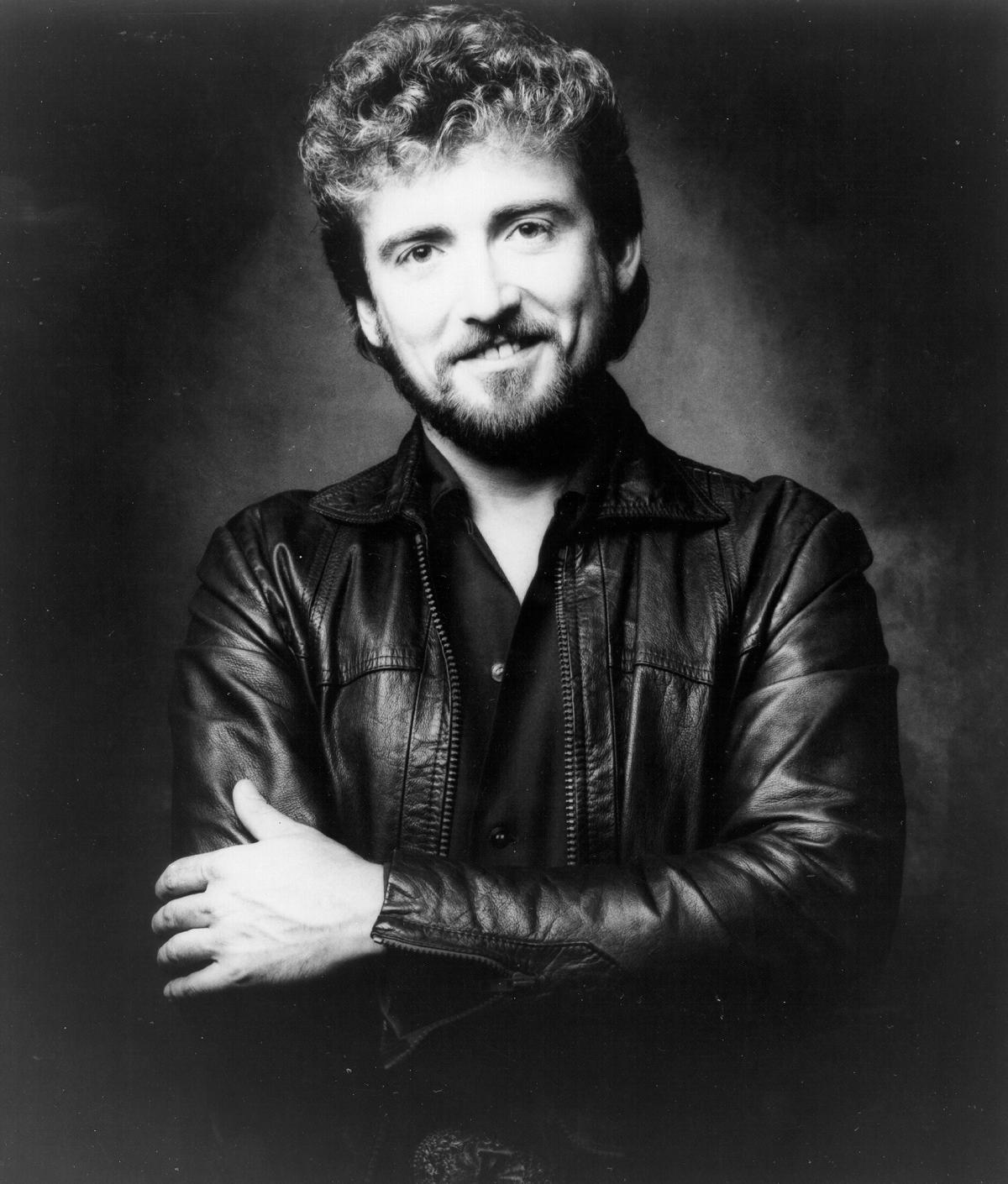 Keith Whitley - Saving Country Music