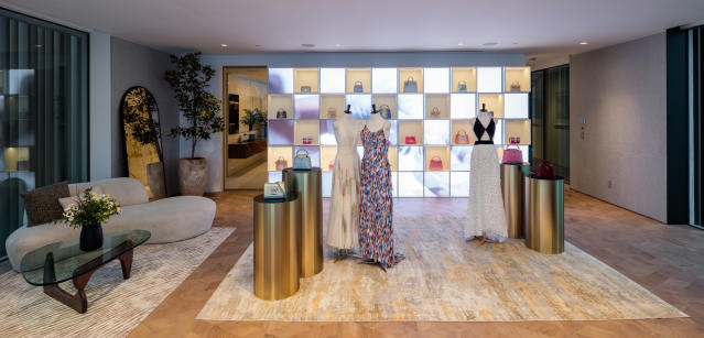 Louis Vuitton  Creating Infinity with Yayoi Kusama - ZOE Magazine
