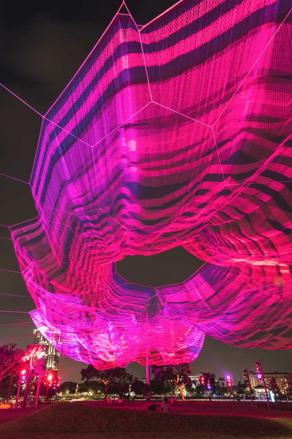 Janet Echelman’s aerial “Bending Arc” sculpture. 