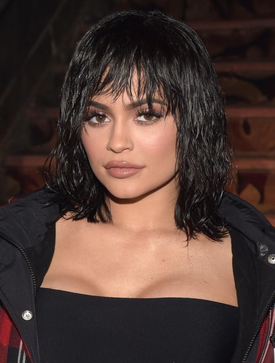 <p>Again, not entirely if this is Kylie's real hair, but we have a feeling it could be a wig.</p><p>While we love that Kylie is definitely the most experimental of her sisters when it comes to her beauty looks, we're not sure if this one is our favourite.</p>