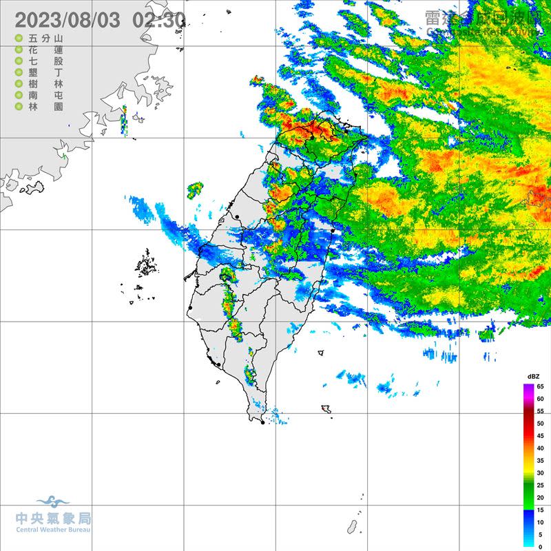 卡努颱風環流開始勾到陸地。（圖／翻攝自台灣颱風論壇｜天氣特急）