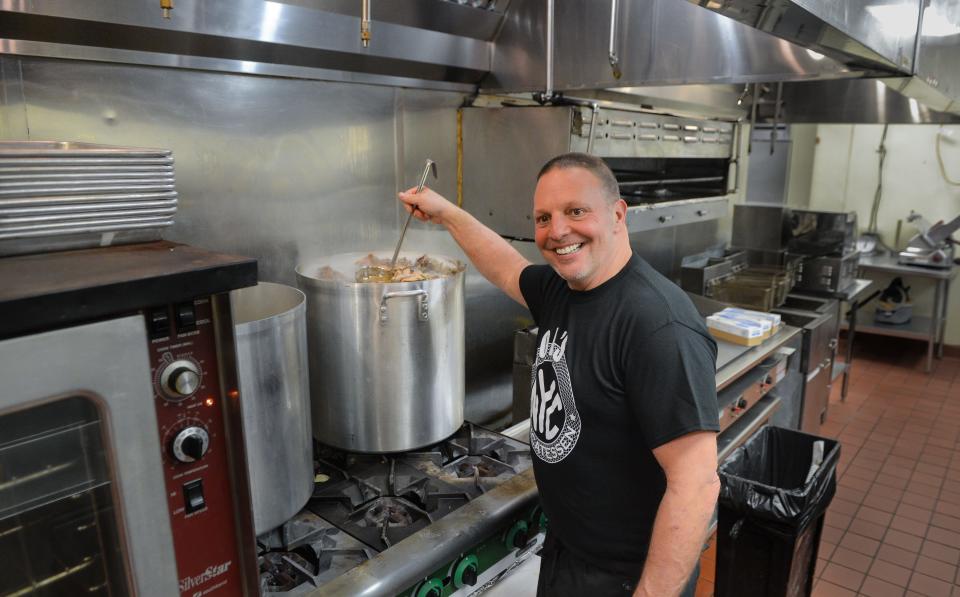 Chef Sol Shenker, known for his New York delicatessen-style cooking, will be the executive chef at a new deli opening in Sarasota's Rosemary District in the former space of The Overton, which recently closed.