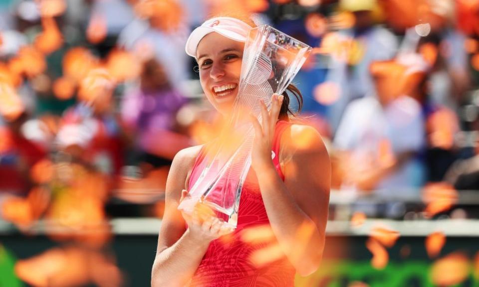 Johanna Konta holds the Miami Open winners’ trophy