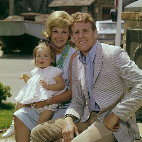 <p>ABC Photo Archives/Disney General Entertainment Content via Getty</p> Tatum O'Neal, Joanna Moore and Ryan O'Neal
