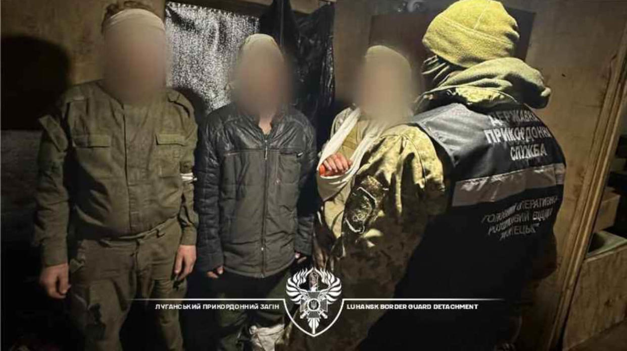 Captured Russian soldiers. Photo: Ukraine's State Border Guard Service