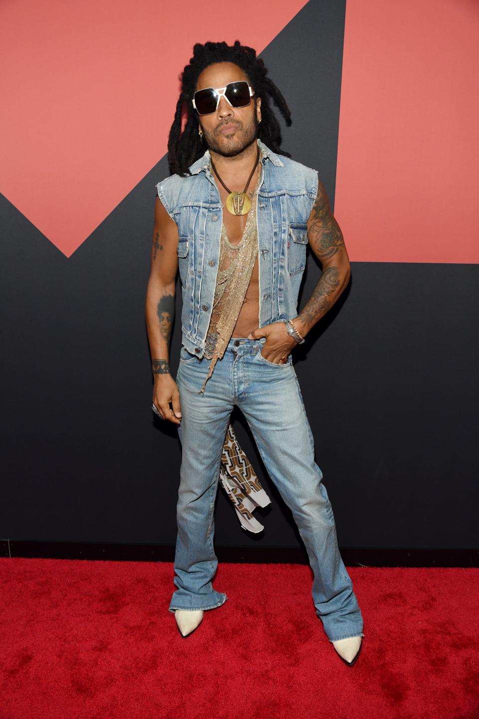 <h1 class="title">Lenny Kravitz</h1><cite class="credit">Photo: Getty Images</cite>