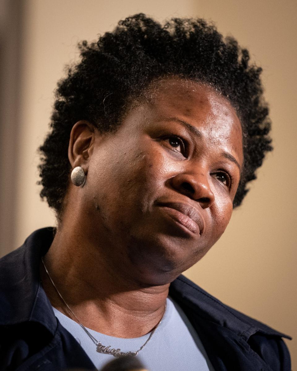 Shaundelle Brooks, mother of victim Akilah DaSilva, speaks to reporters after a verdict was issued during day five of Travis Reinking’s murder trial at the Justice A.A. Birch Building in Nashville, Tenn., Friday, Feb. 4, 2022. A jury found Reinking guilty of first-degree murder in the deaths of four people at a Waffle House in 2018.