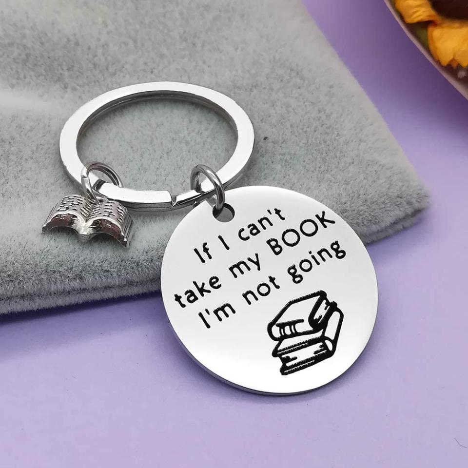 dabihu silver tone book themed key chain, best gifts for book lovers