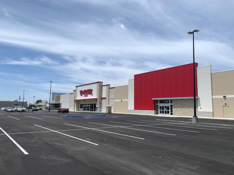 All in a row, ALDI, TJ Maxx and Burlington stores are opening in South Mississippi in the next six weeks, along with Rack Room Shoes and Five Below.