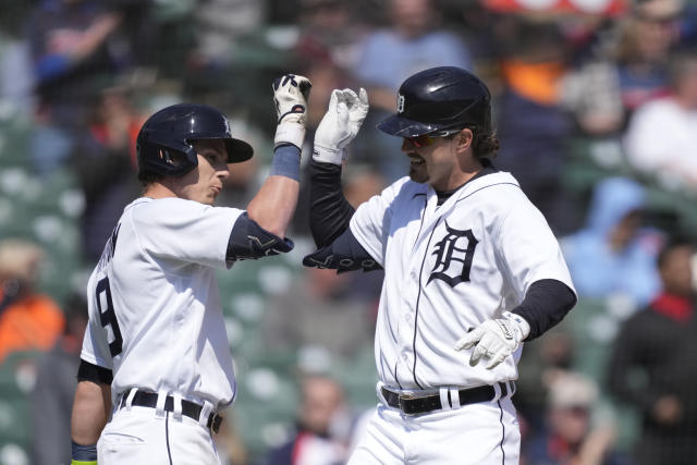 Ibañez homers, scores 3 runs as Tigers topple Guardians 6-2