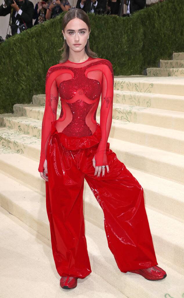 Ella Emhoff, 2021 Met Gala, Red Carpet Fashion, Arrivals