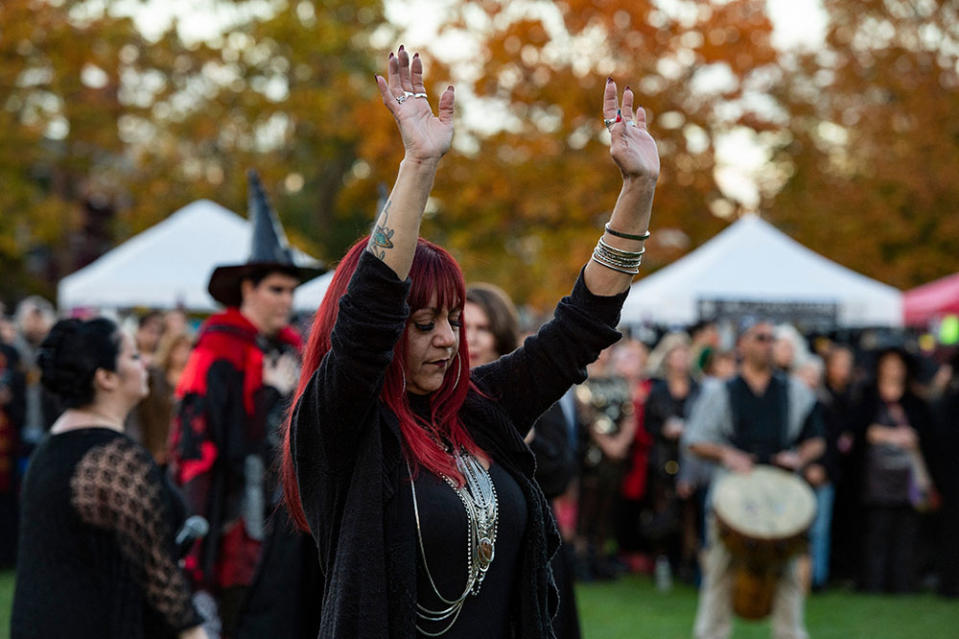 塞勒姆女巫魔法圈（Photo by Joseph Prezioso / AFP, Image Source : Getty Editorial）