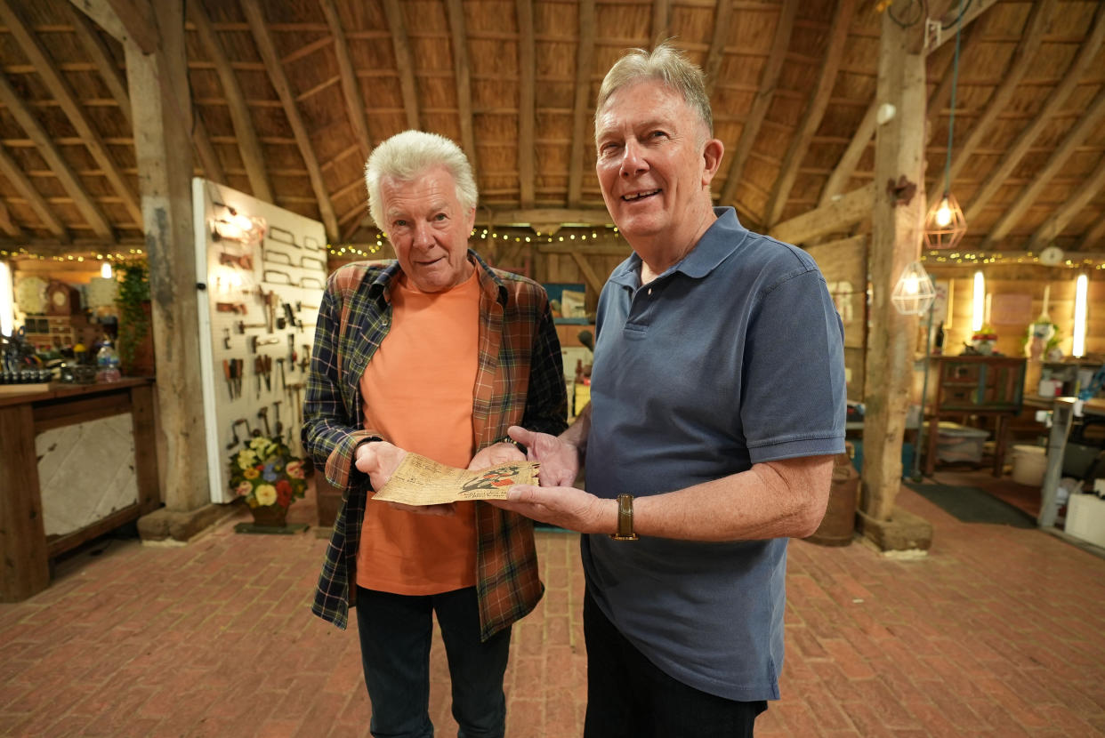 The Repair Shop s13,04-09-2024,10,Malcome Greenwood, Peter Hemmings,Returning Birthday card arrival,Ricochet Ltd,Ricochet Ltd