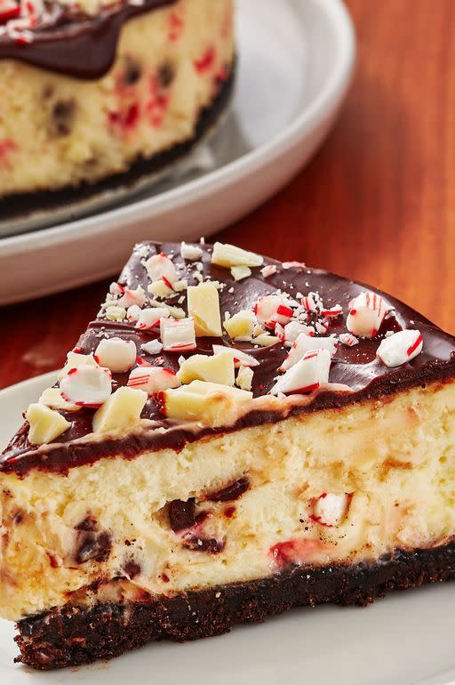 <p>With a Oreo crust and ganache topping this is our favourite cheesecake to make for Christmas. It's <a href="https://www.delish.com/uk/cooking/recipes/a29685389/homemade-peppermint-bark-recipe/" rel="nofollow noopener" target="_blank" data-ylk="slk:peppermint bark;elm:context_link;itc:0;sec:content-canvas" class="link ">peppermint bark</a> in cheesecake form and we can't get enough! </p><p>Get the <a href="https://www.delish.com/uk/cooking/recipes/a30166842/chocolate-peppermint-cheesecake-recipe/" rel="nofollow noopener" target="_blank" data-ylk="slk:Chocolate Peppermint Cheesecake;elm:context_link;itc:0;sec:content-canvas" class="link ">Chocolate Peppermint Cheesecake</a> recipe.</p>