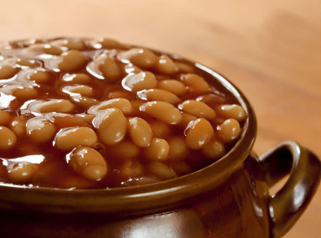 <b>Beans:</b> Beans ranging from kidney beans to chick peas and lentils are a great source of zinc. Zinc releases Vitamin A to your diet. Deficiency in Zinc leads deterioration of macula, in retina. Zinc is also present in beef and poultry.