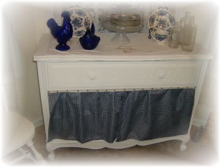 A Dresser Turns Buffet