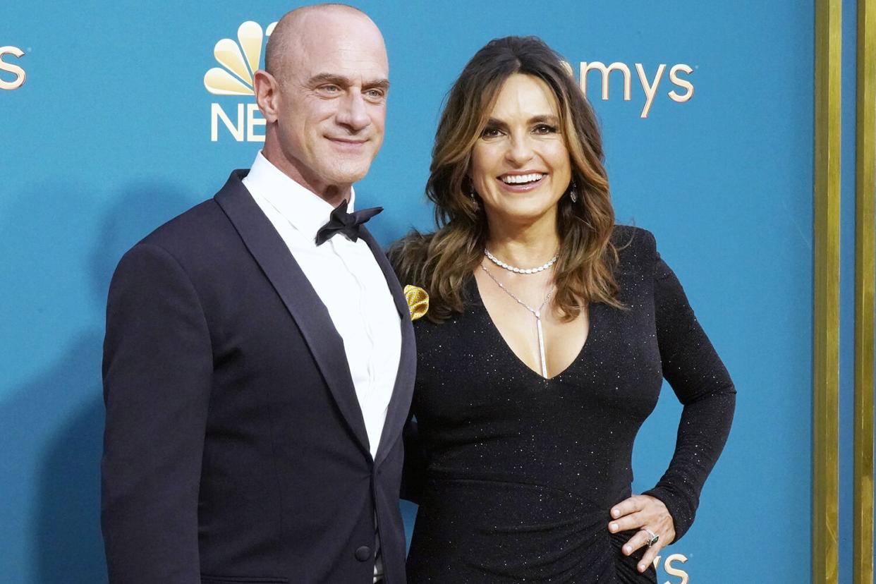 LOS ANGELES, CALIFORNIA - SEPTEMBER 12: 74th ANNUAL PRIMETIME EMMY AWARDS -- Pictured: Christopher Meloni and Mariska Hargitay arrives to the 74th Annual Primetime Emmy Awards held at the Microsoft Theater on September 12, 2022. -- (Photo by Evans Vestal Ward/NBC via Getty Images)