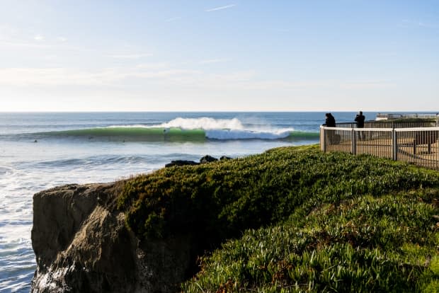 After nonstop waves for days on end, there were a few mornings of super uncrowded surf at the Lane. The tide was a little high but with an increasing swell there was lots of waves for everyone.<p>Ryan "Chachi" Craig</p>