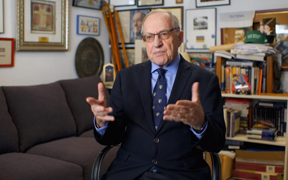 One of Epstein's lawyers, Alan Dershowitz, in Jeffrey Epstein: Filthy Rich - Netflix