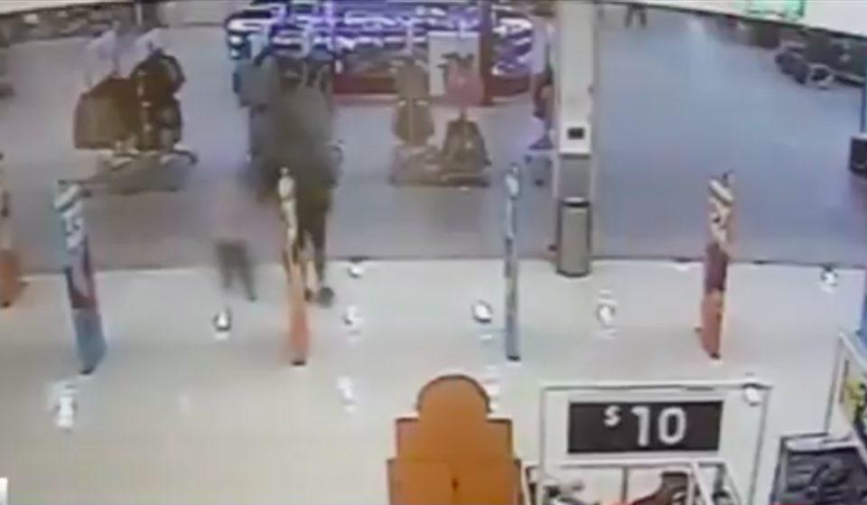The child then gets up and starts walking. Source: 7 News
