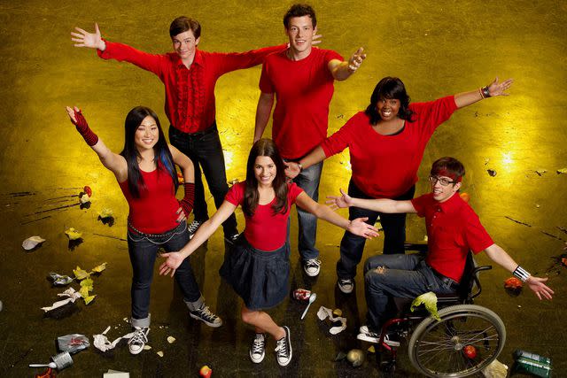<p>FOX Image Collection via Getty</p> Jenna Ushkowitz, Chris Colfer, Cory Monteith, Amber Riley, Kevin McHale and Lea Michele in 'Glee'
