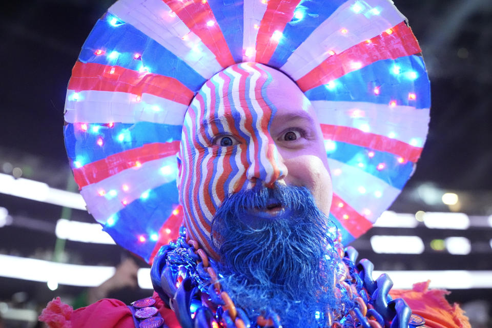 Edmonton Oilers fan Dale Steil poses for a photo prior to Game 3 of an NHL hockey Stanley Cup first-round playoff series against the Los Angeles Kings, in Los Angeles, April 26, 2024. (AP Photo/Mark J. Terrill)