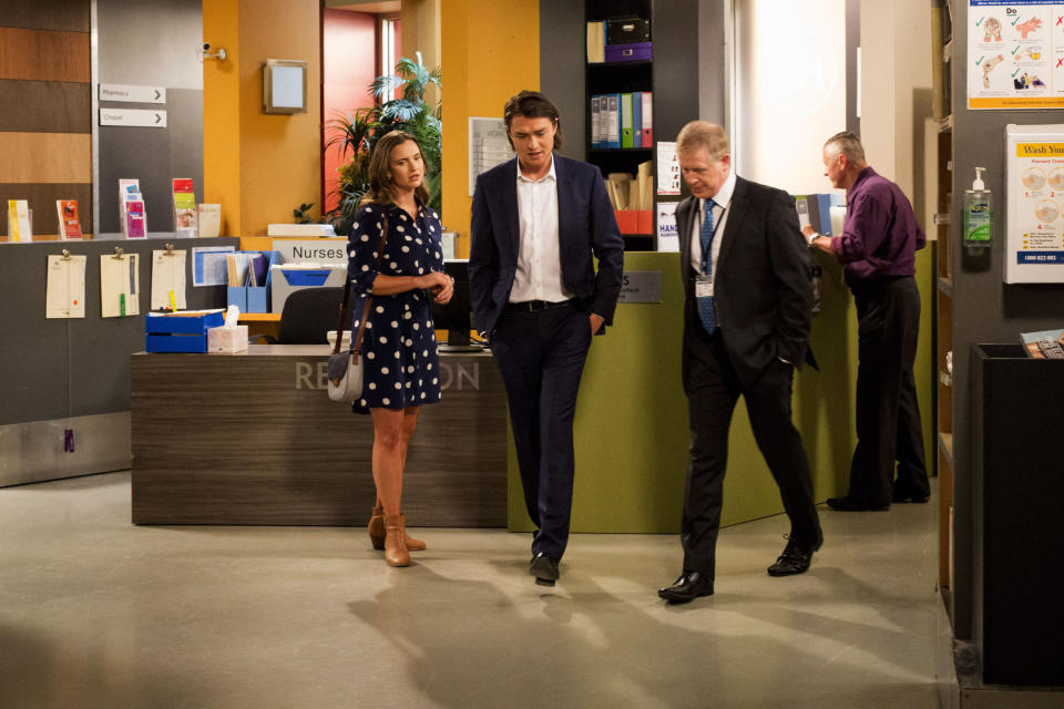 Thursday, March 30: Leo and Amy pay a visit to the hospital to confront Clive Gibbons