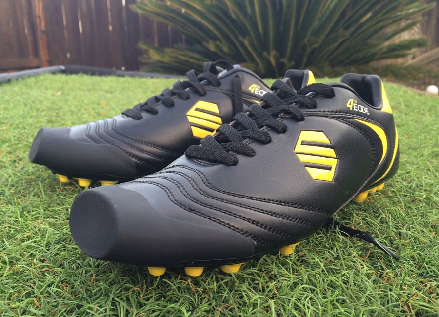 Los zapatos Serafino 4th Edge. | Foto: SoccerCleats