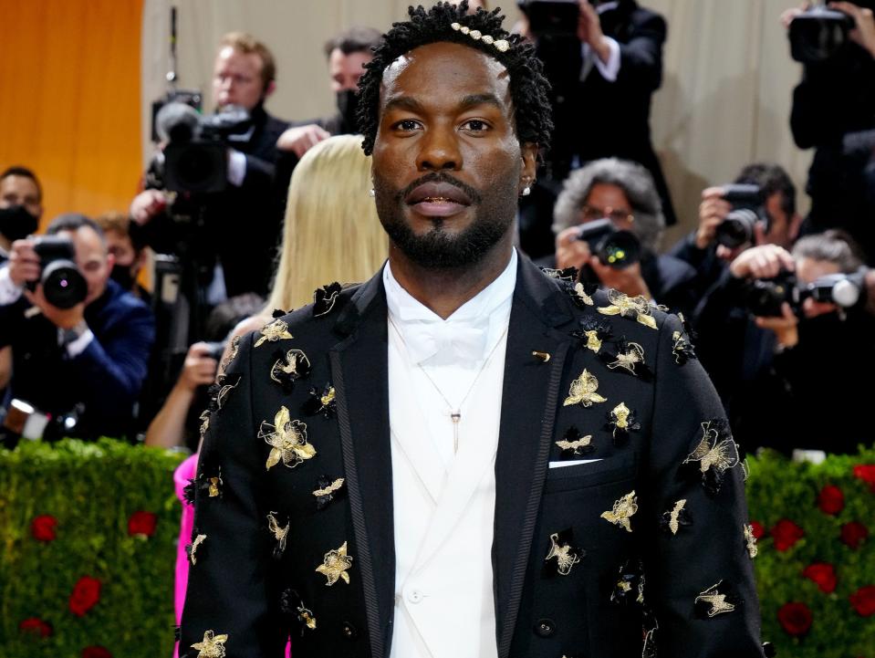 Yahya Abdul-Mateen II attends The 2022 Met Gala Celebrating "In America: An Anthology of Fashion" at The Metropolitan Museum of Art on May 02, 2022.