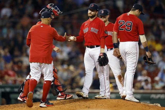 Boston Red Sox's Xander Bogaerts on spiking bat after homer: 'I