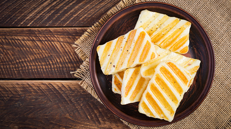 Grilled halloumi cheese on plate