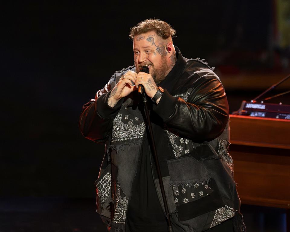 Grammy nominee Jelly Roll performed "Halfway to Hell" after mentoring half of the Top 24 contestants.