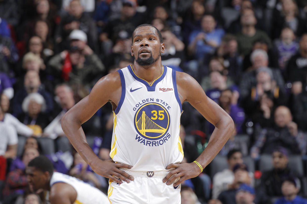 Bobby Portis accused Kevin Durant of a dirty play that left him injured. (Getty)