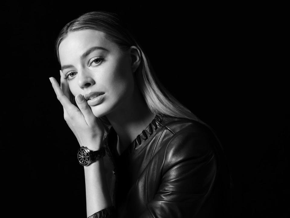 <p><strong>Model:</strong> Margot Robbie</p><p><strong>Photographer:</strong> Courtesy of Chanel </p>