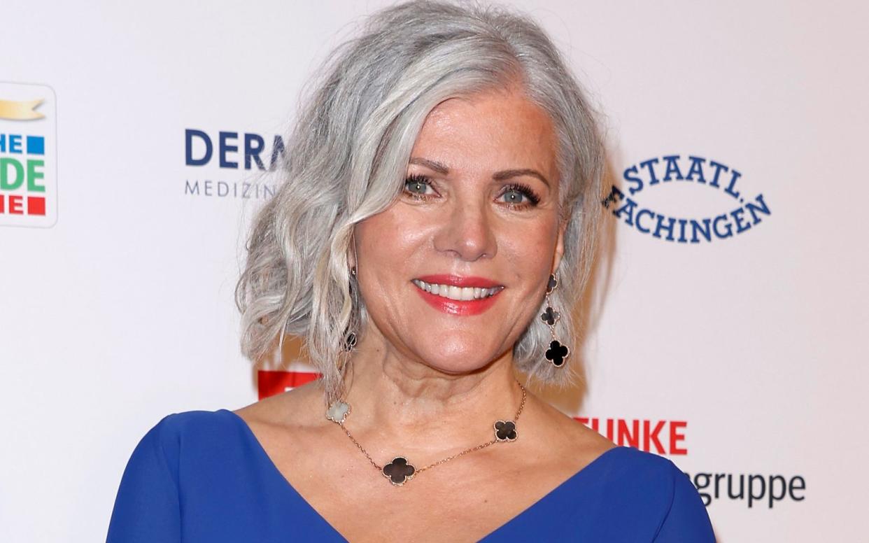 25 Jahre lang moderierte Birgit Schrowange das RTL-Magazin "Extra". Nun wechselt die 63-Jährige zur Konkurrenz bei SAT.1. (Bild: 2021 Getty Images/Franziska Krug)