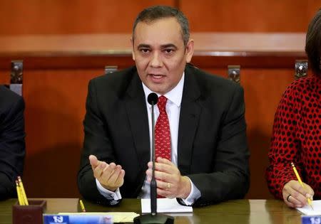 Imagen de archivo. El presidente de la Corte Suprema de Venezuela, Maikel Moreno, se dirige a la audiencia después del ataque al Tribunal Supremo y al Ministerio del Interior por parte de policías en Caracas, Venezuela el 29 de junio de 2017. REUTERS / Marco Bello