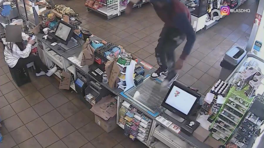 Robbery crew in SoCal targets 7-Eleven stores, steals lotto scratchers