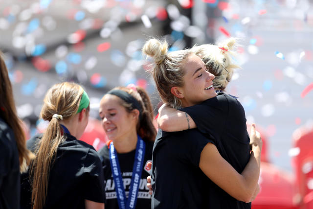 Houston Dash beat Chicago Red Stars 2-0 to win NWSL Challenge Cup