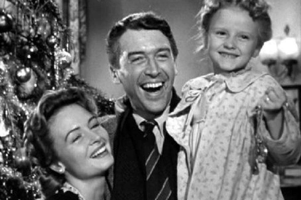 <div><p>"I don’t get <i>It’s a Wonderful Life</i> and the hype of it being one of the greatest movies ever. I just don’t think it’s that great a film. This opinion has gotten me into a lot of disagreements over the years."</p><p>—<a href="https://www.buzzfeed.com/bakerstgirl" rel="nofollow noopener" target="_blank" data-ylk="slk:BakerStGirl;elm:context_link;itc:0;sec:content-canvas" class="link ">BakerStGirl</a></p></div><span> RKO Radio Pictures</span>