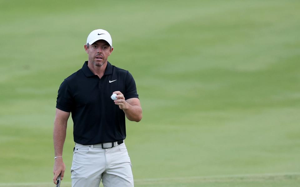 Rory McIlroy thanks the crowd on the 18th