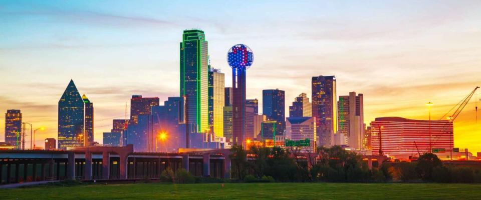 Overview of downtown Dallas in the morning