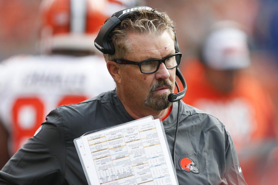 Cleveland Browns head coach Gregg Williams works on the sidelines in the first half of an NFL football game against the Cincinnati Bengals, Sunday, Nov. 25, 2018, in Cincinnati. (AP Photo/Gary Landers)