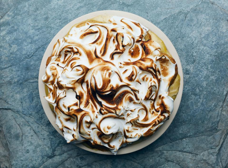 Warm Sesame–Banana Pudding Pie