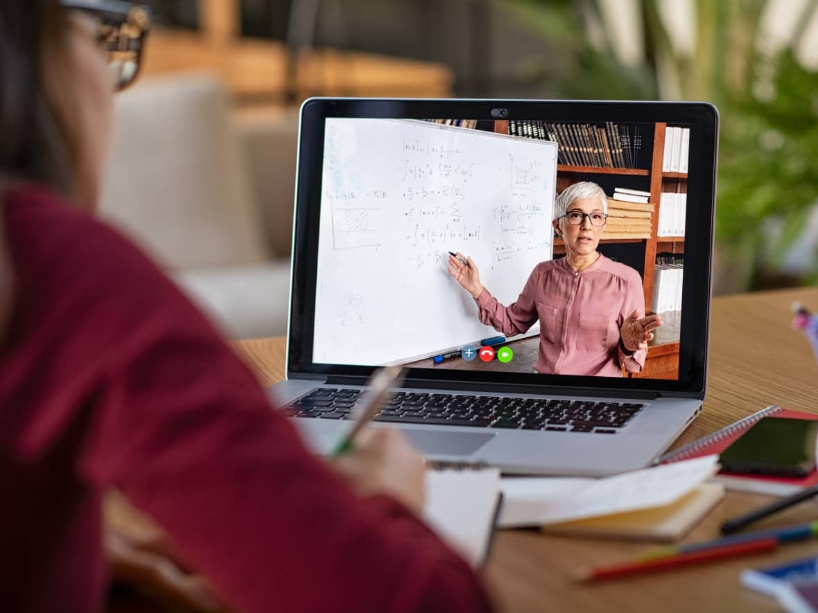 Regina’s public high schools are moving to remote learning for three days, starting on Thursday. The division says it’s in an effort to reduce the number of students and teachers missing final exams due to illness or COVID-19 isolation. (Rido/Shutterstock - image credit)