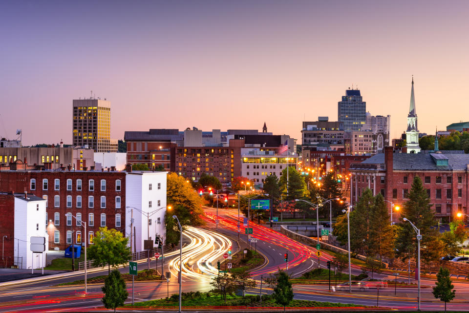 Worcester at rush hour.&nbsp;Candria Gray has been fighting for a better public transit system in the Massachusetts city. (Photo: SeanPavonePhoto via Getty Images)