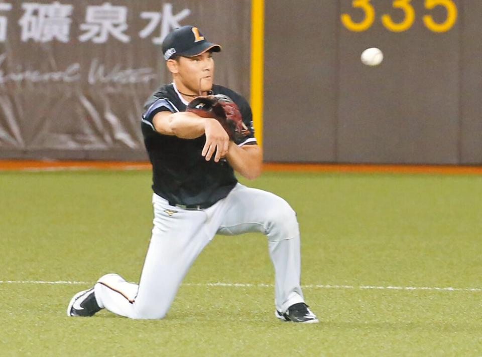 陳聖平以先發游擊手、第7棒出賽。（趙雙傑攝）